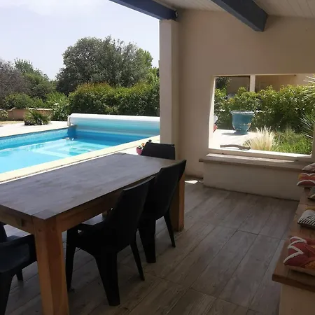 Les Petites De 3* Lacoste (Herault)